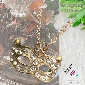 Boutique fashion gold necklace rhinestone mask 💋